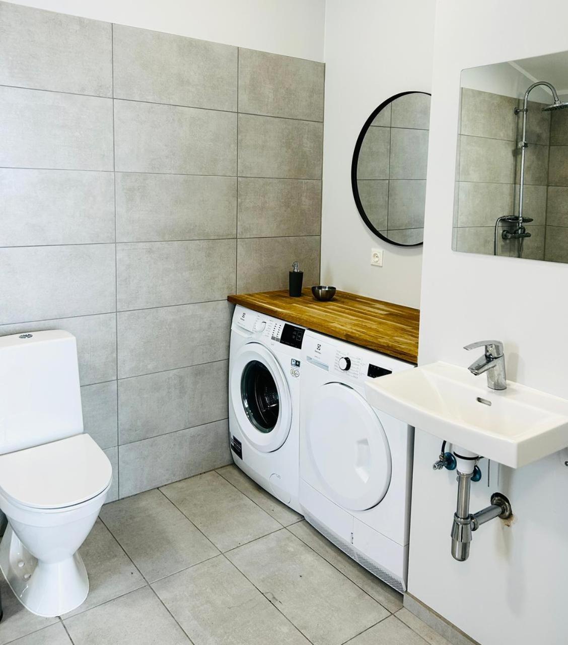 Fisk Club Cottages - Captain'S House Sudureyri Екстер'єр фото
